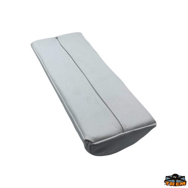Cuscino in similpelle a mezzaluna